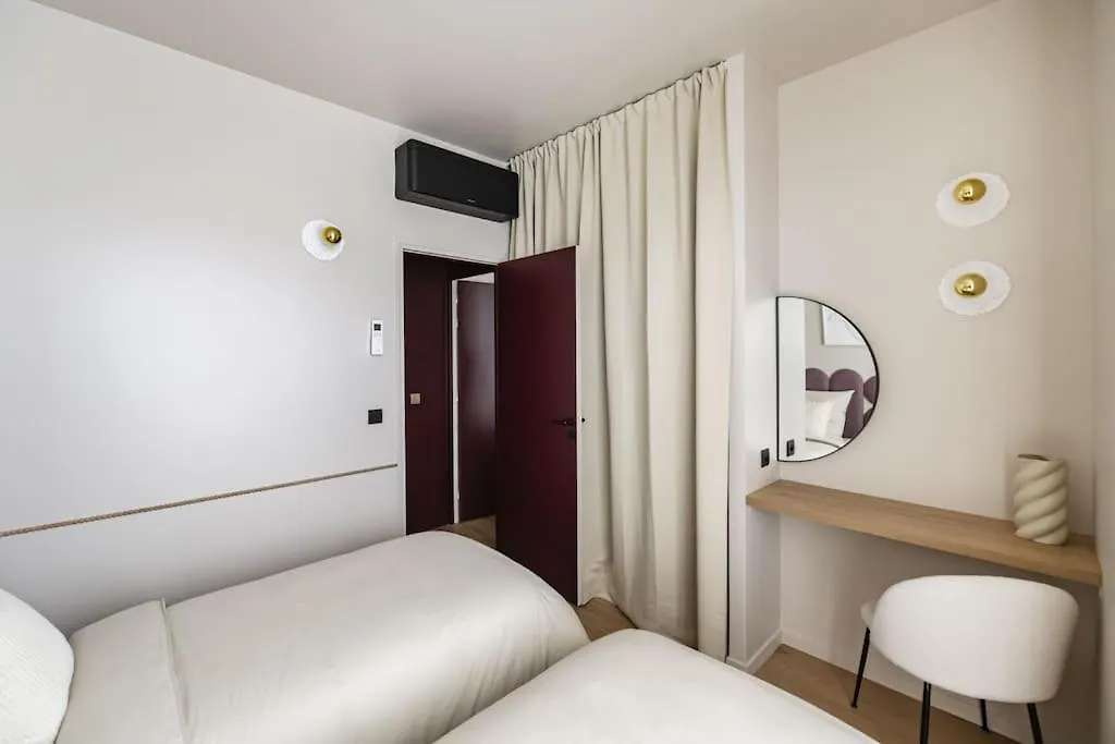 Apartment The Olympia Suite - Duke Housing Paris France